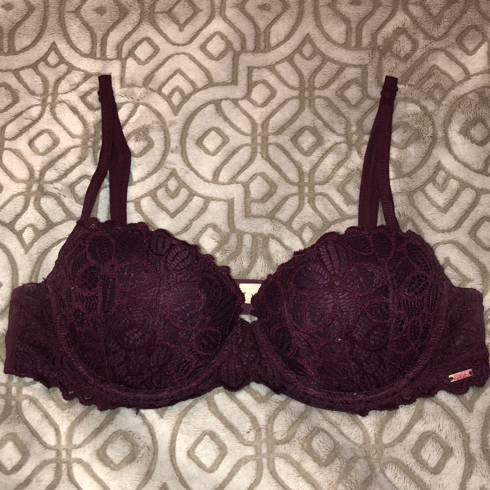 Victoria’s Secret bra